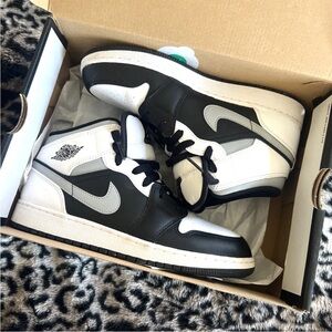 Nike Air Jordan 1 Mid White Shadow Size 7Y Pre Owned w/ Original Box